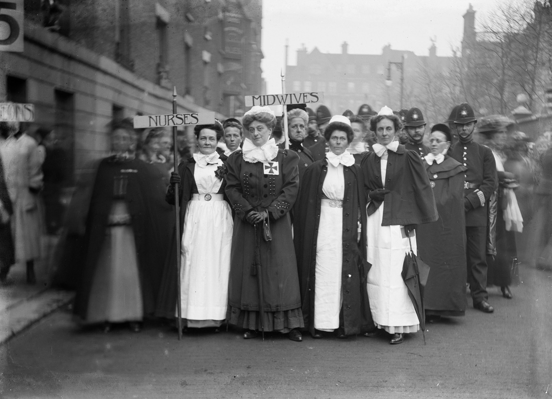 #picturethis: Soldiers in petticoats: portraits of the suffragettes