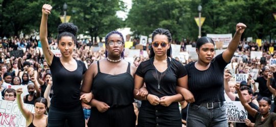 #youngfeminists are leading the fight for black lives in Chicago – @MsMagazine